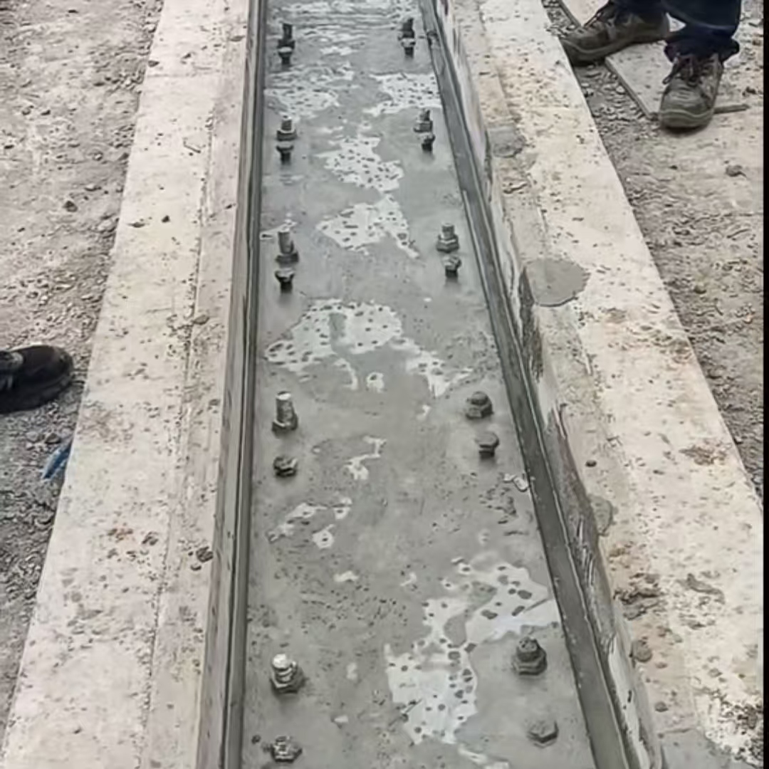 洪洞港口码头起重机龙门吊重型机械设备稳固用早强快凝轨道胶泥
